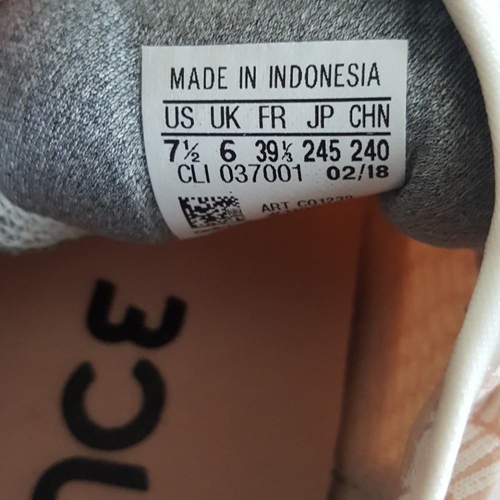 New adidas Edge Lux Sneakers - Picture 7 of 8